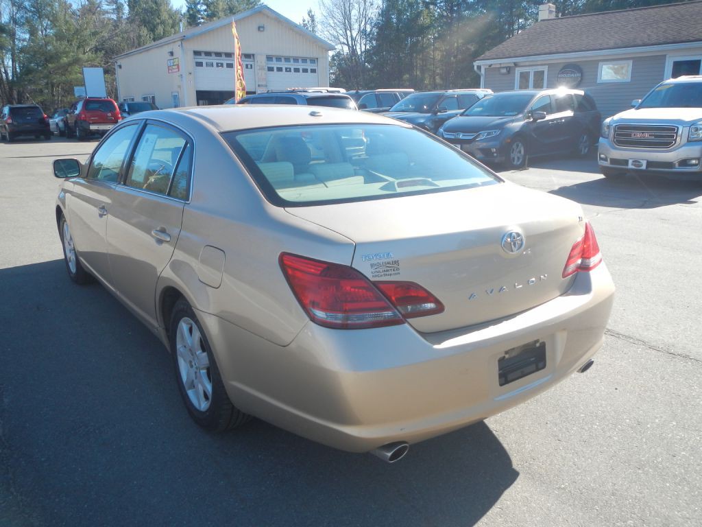 2009 Toyota Avalon Image 7