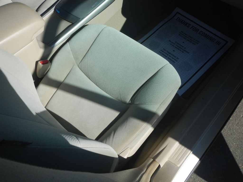 2009 Toyota Avalon Image 18