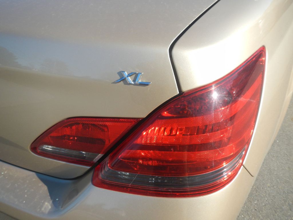 2009 Toyota Avalon Image 27