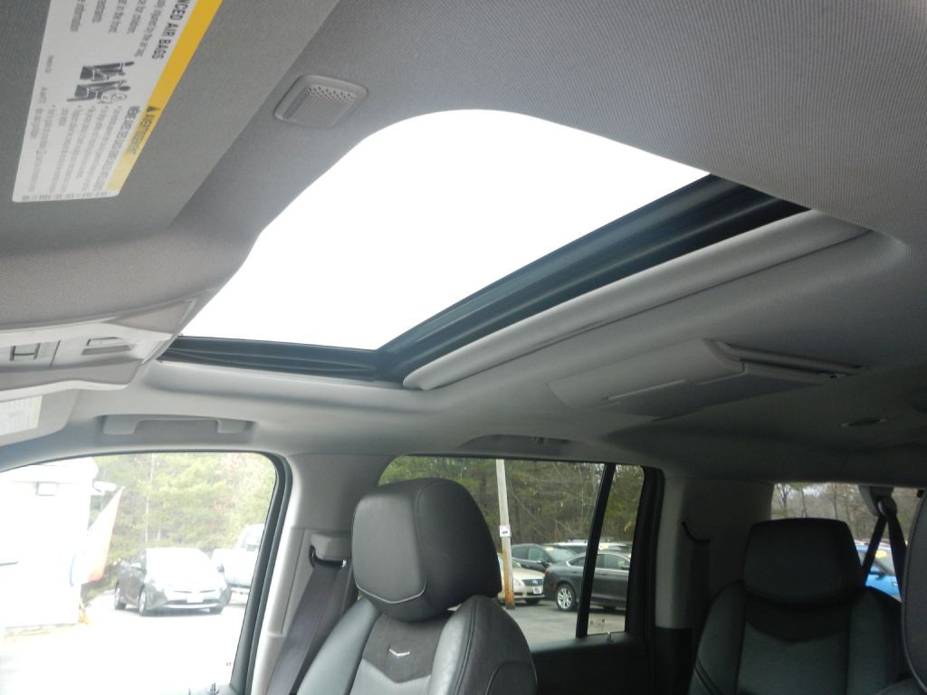 2015 Cadillac Escalade Image 49