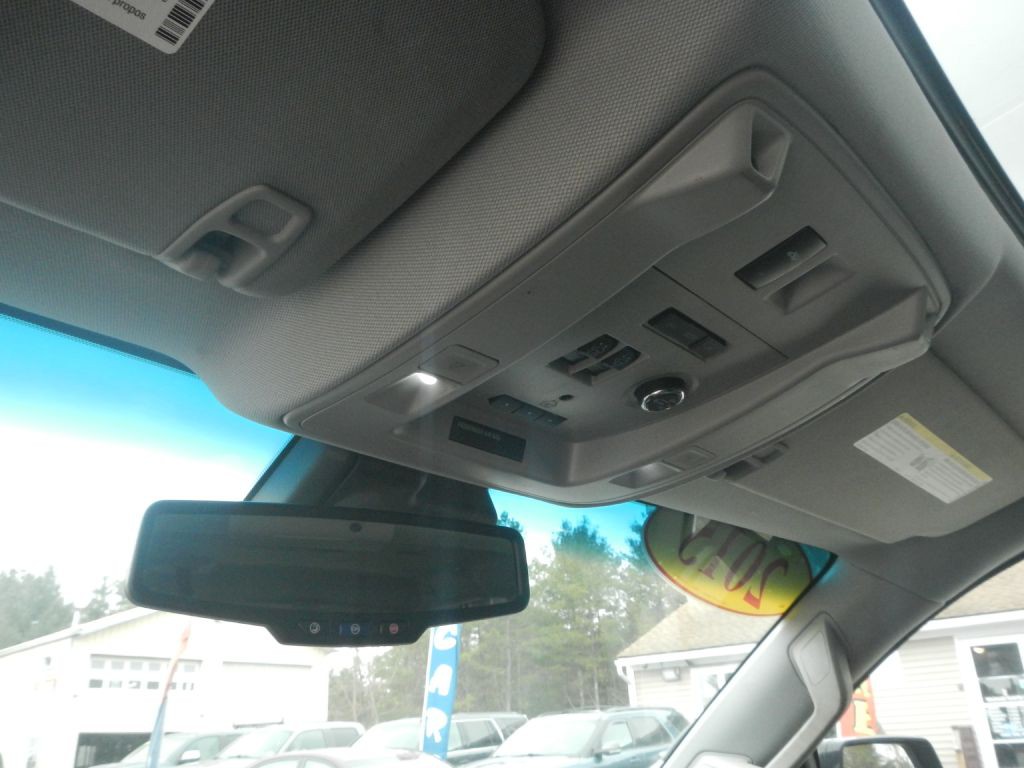 2015 Cadillac Escalade Image 52