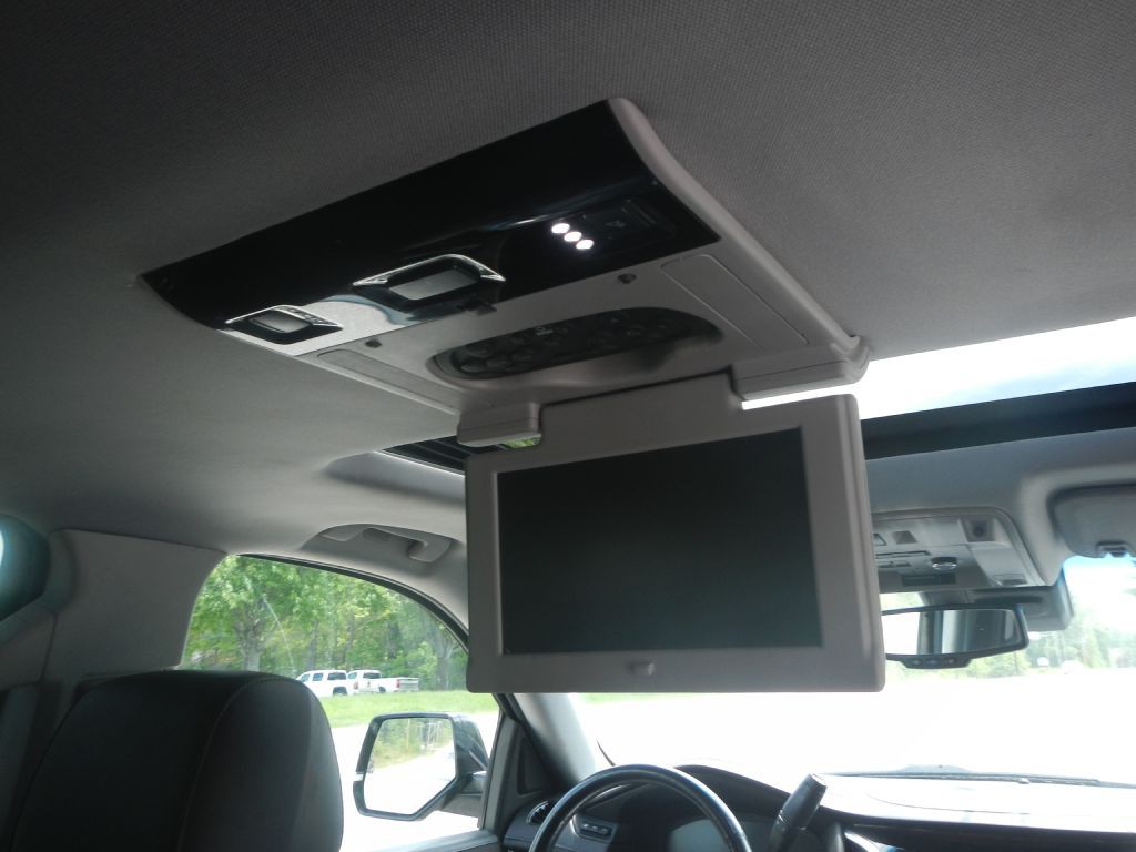 2015 Cadillac Escalade Image 25