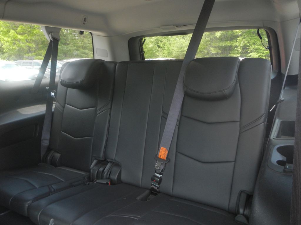 2015 Cadillac Escalade Image 39
