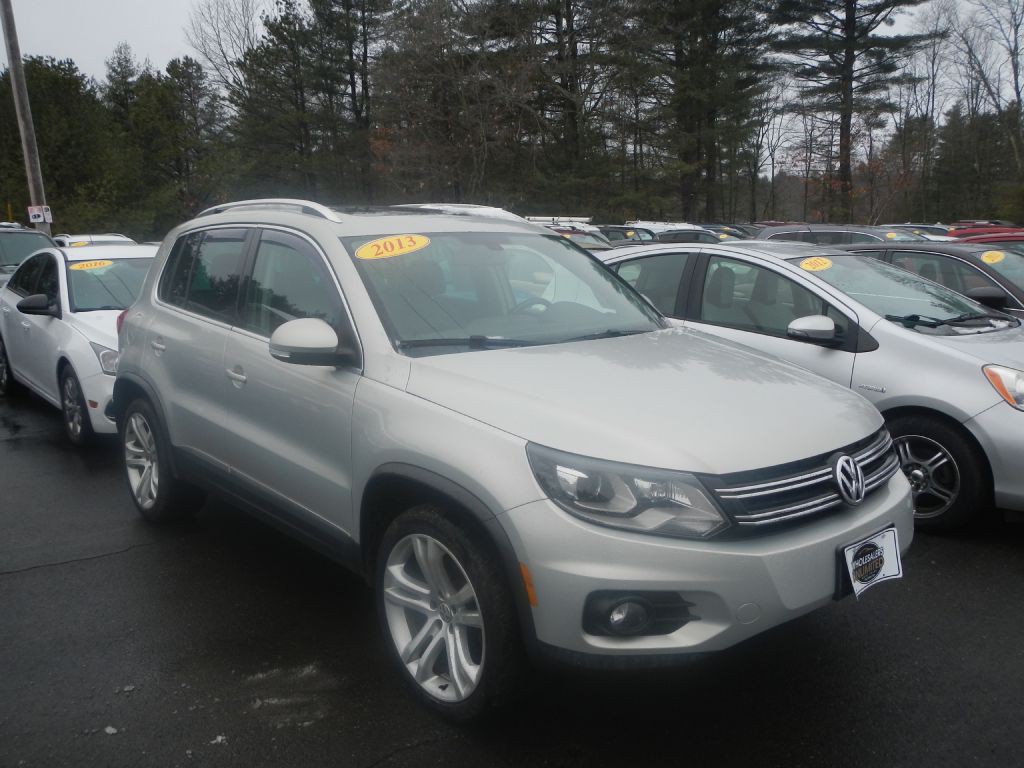 2013 Volkswagen Tiguan Image 1