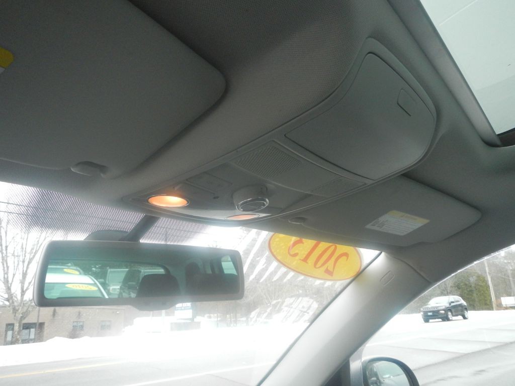 2013 Volkswagen Tiguan Image 11