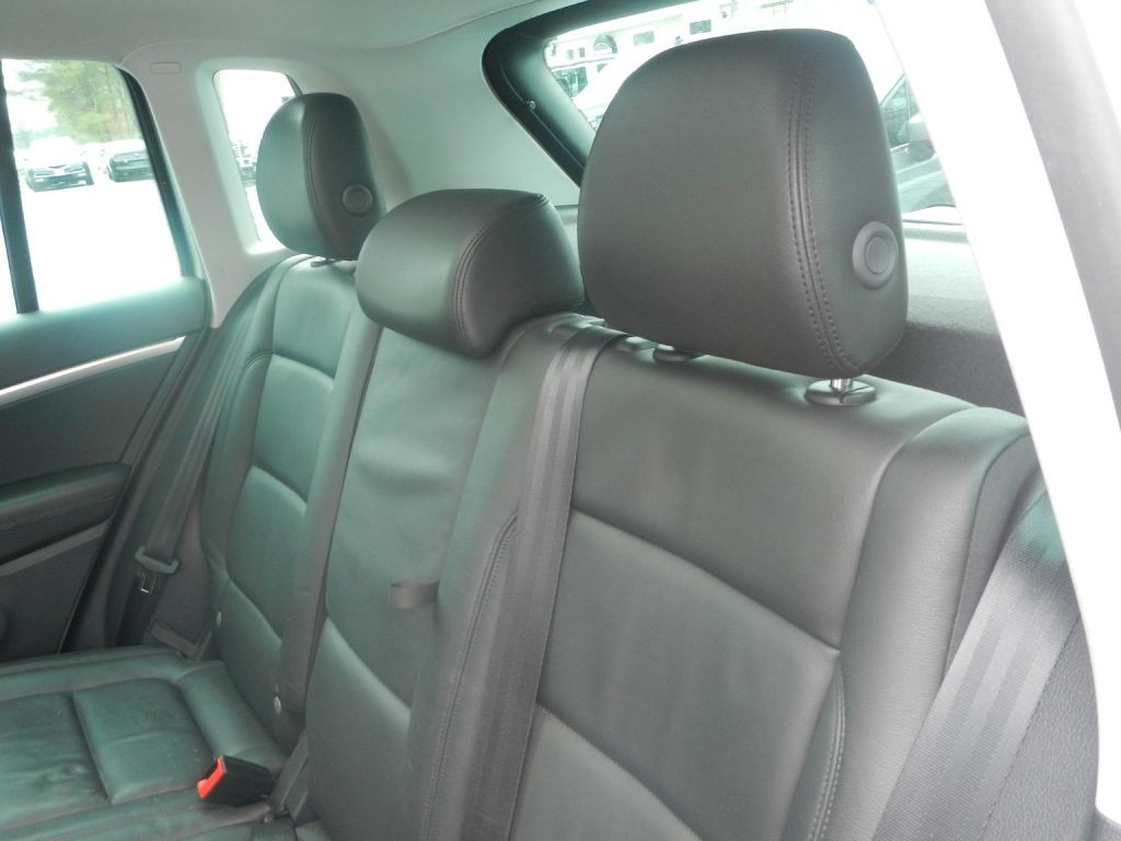2013 Volkswagen Tiguan Image 14