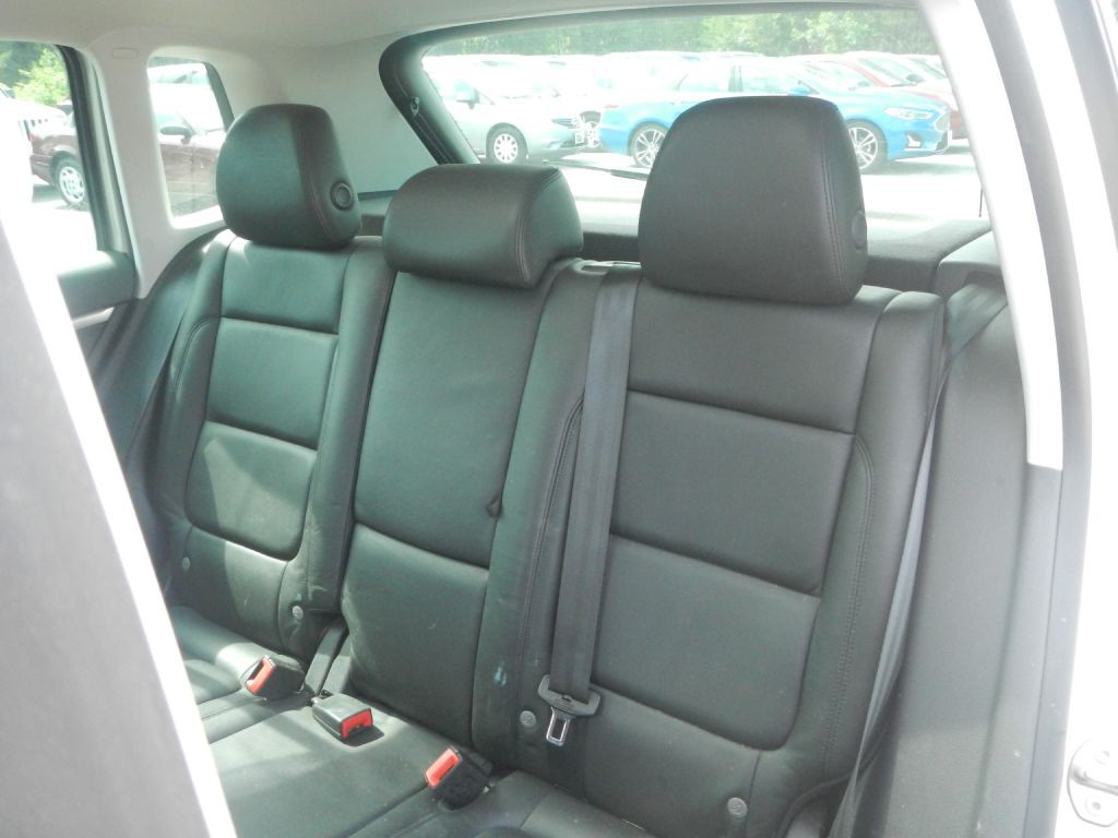 2013 Volkswagen Tiguan Image 4
