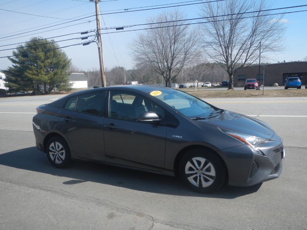 2016 Toyota Prius Image 1