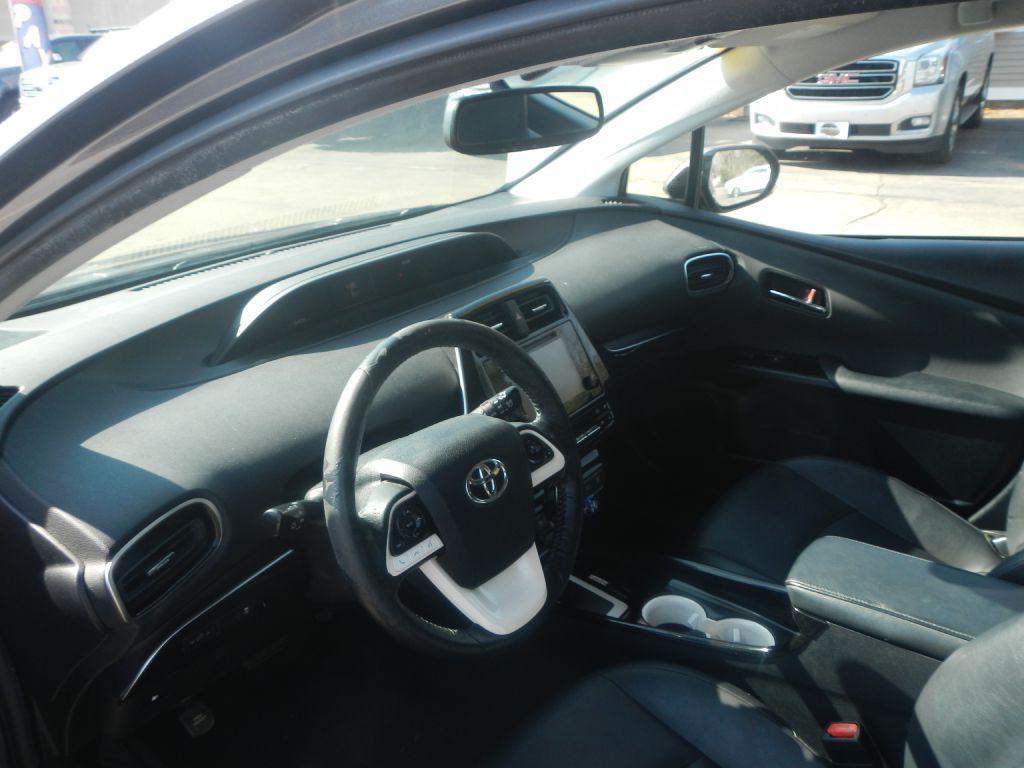2016 Toyota Prius Image 3