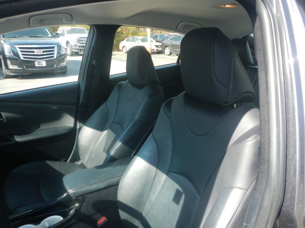 2016 Toyota Prius Image 4