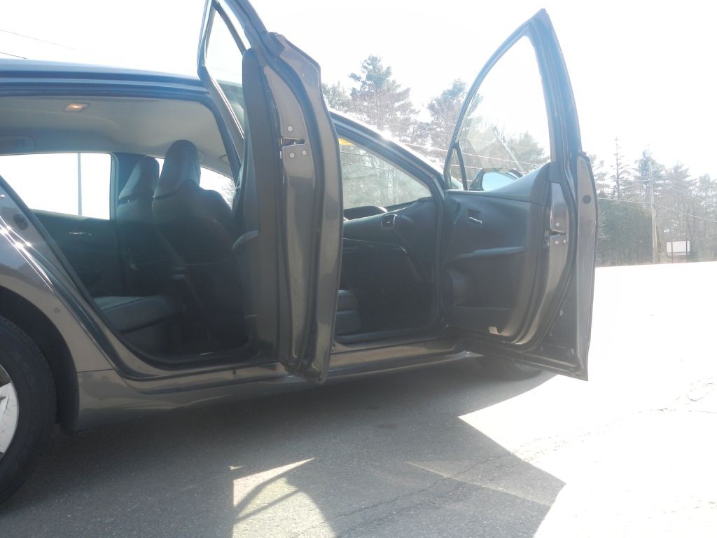 2016 Toyota Prius Image 16