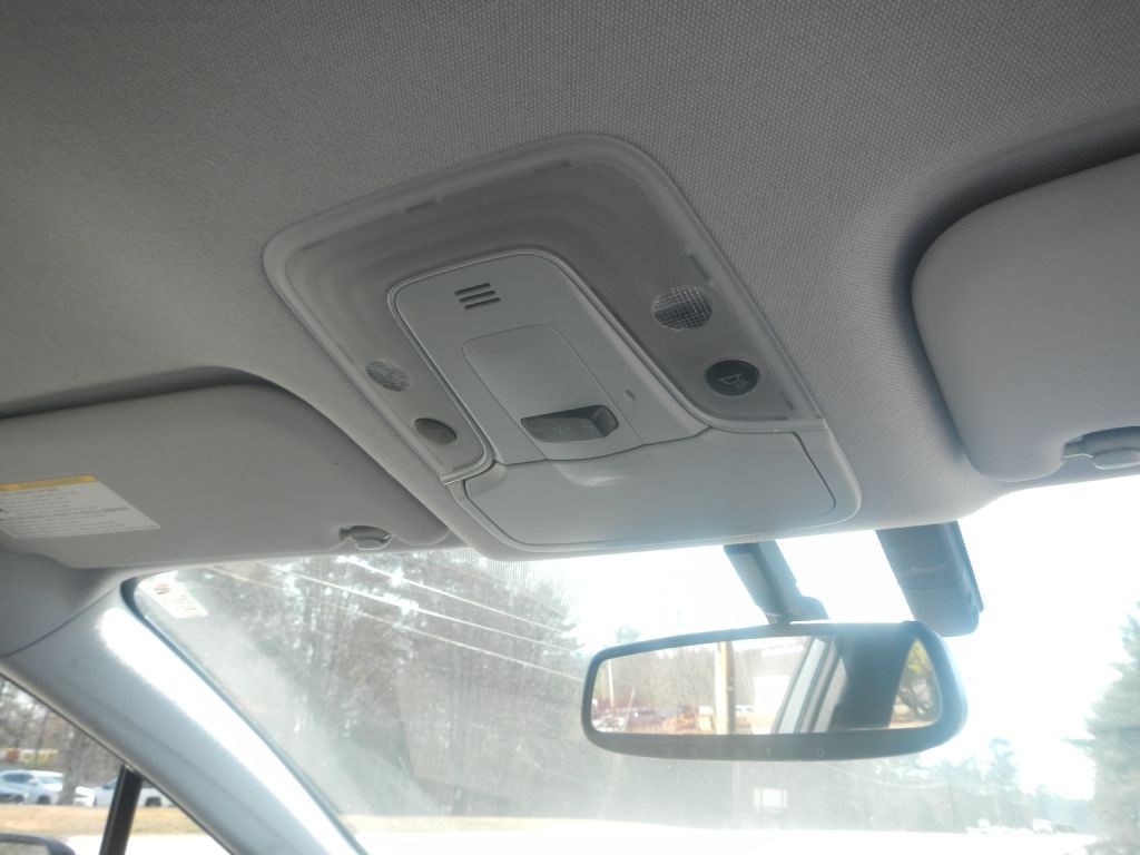 2016 Toyota Prius Image 21