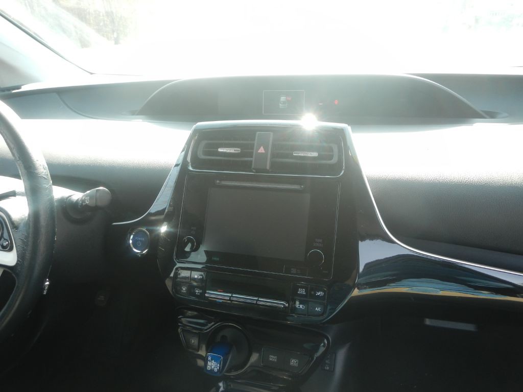 2016 Toyota Prius Image 22