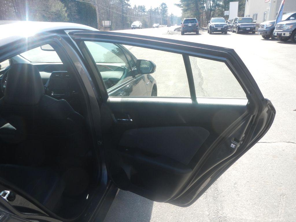 2016 Toyota Prius Image 24