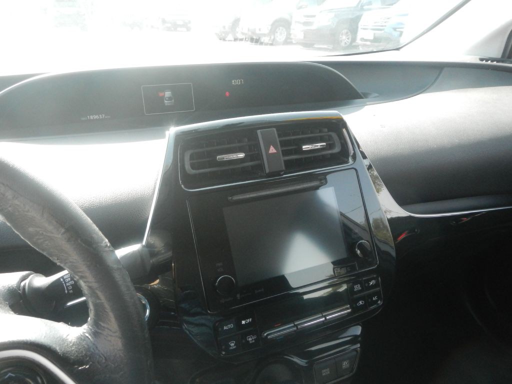 2016 Toyota Prius Image 46