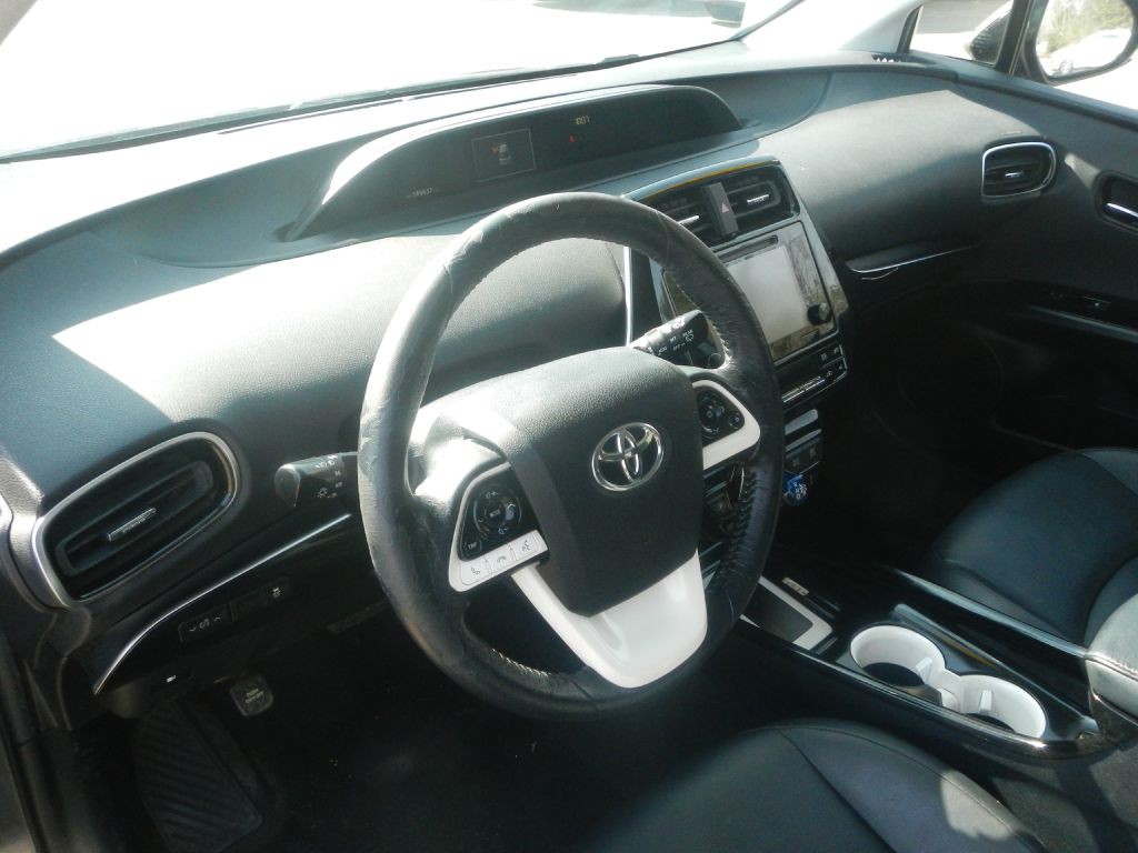 2016 Toyota Prius Image 49