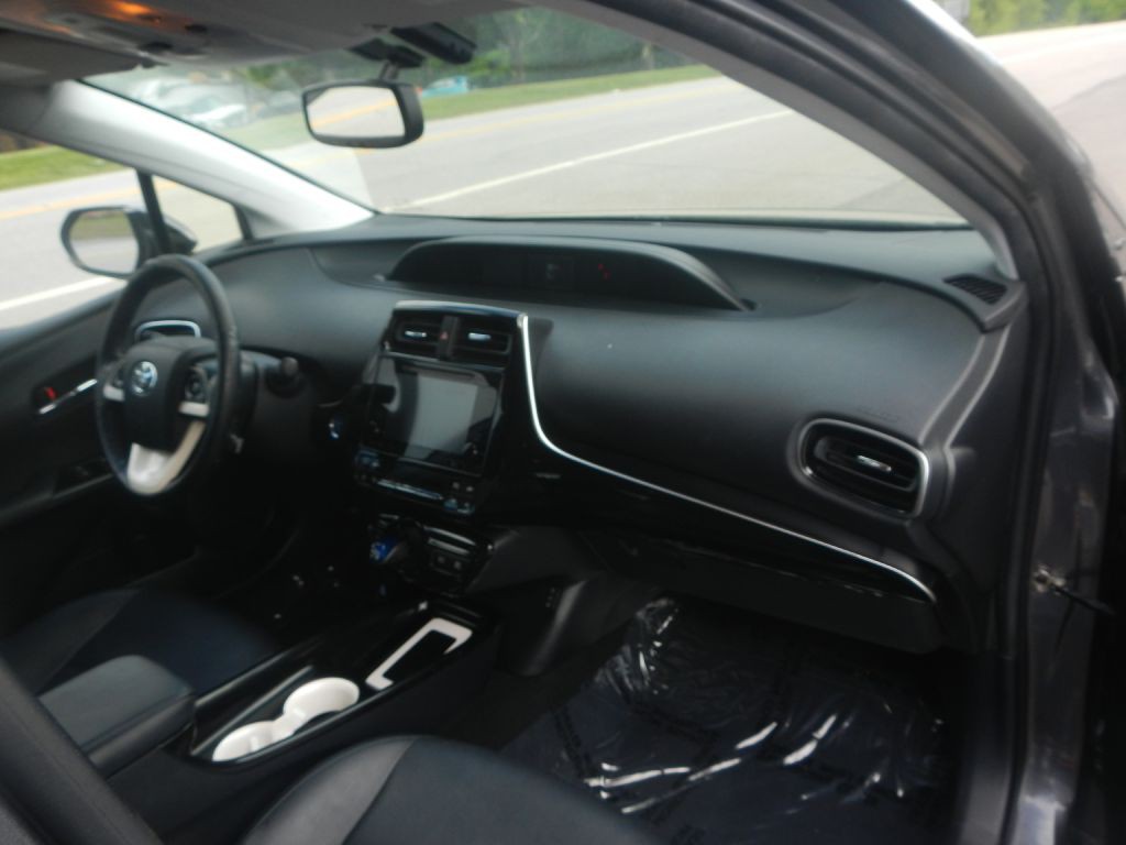 2016 Toyota Prius Image 3