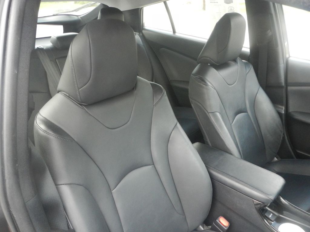 2016 Toyota Prius Image 4