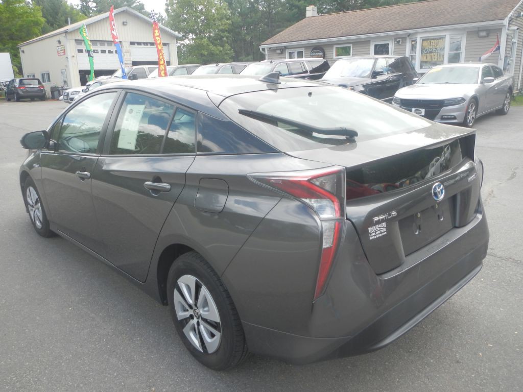 2016 Toyota Prius Image 7