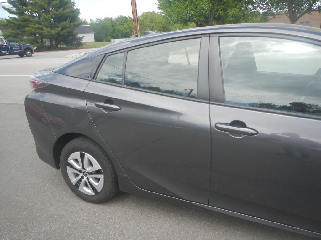 2016 Toyota Prius Image 13