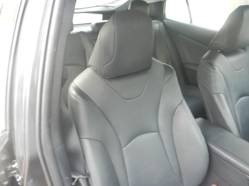 2016 Toyota Prius Image 20