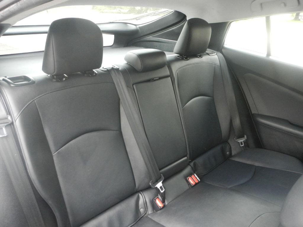 2016 Toyota Prius Image 27