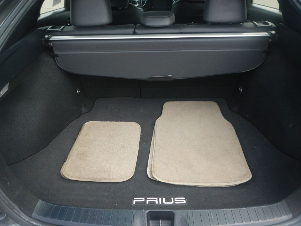 2016 Toyota Prius Image 37