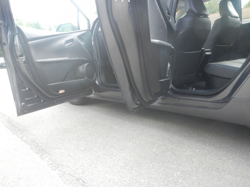 2016 Toyota Prius Image 41