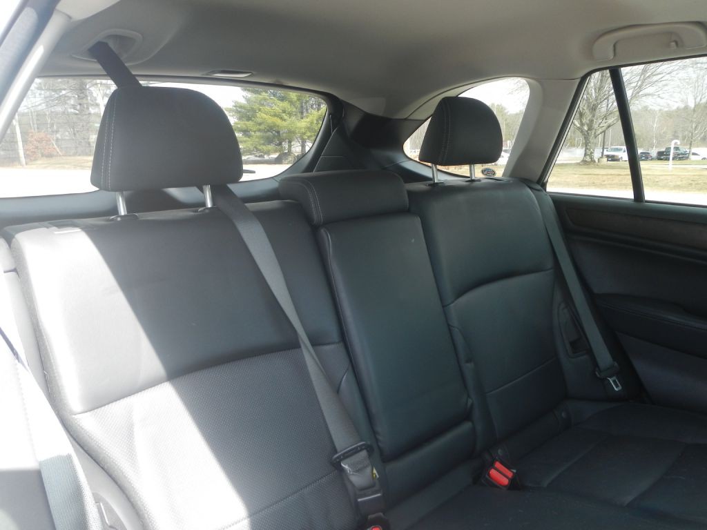 2015 Subaru Outback Image 5