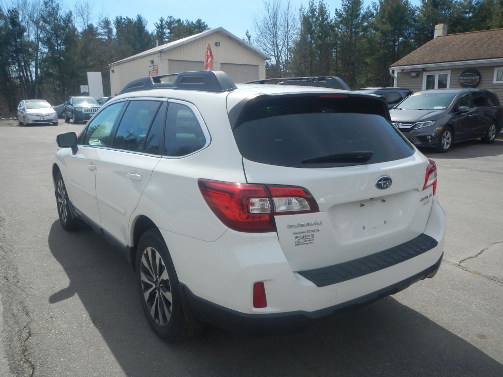 2015 Subaru Outback Image 7