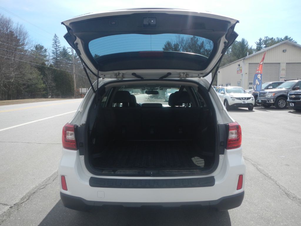2015 Subaru Outback Image 30