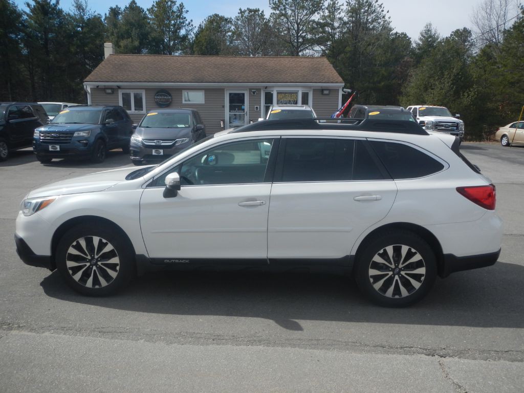 2015 Subaru Outback Image 32