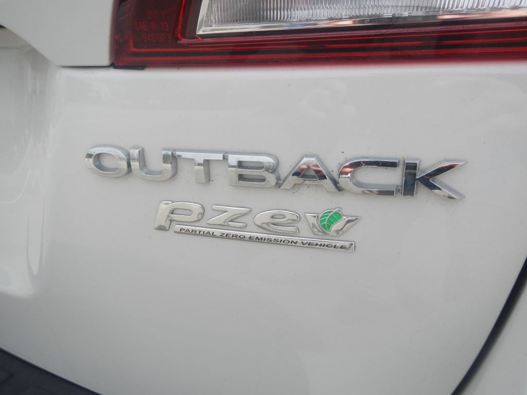 2015 Subaru Outback Image 50
