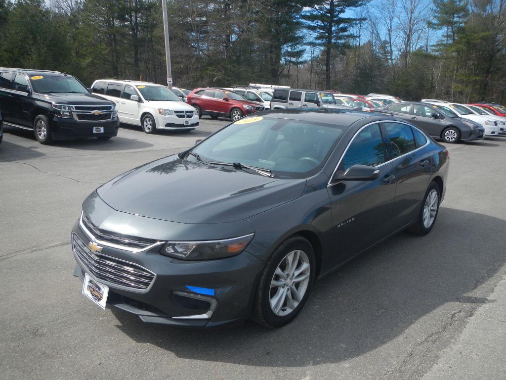 2018 Chevrolet Malibu Image 1
