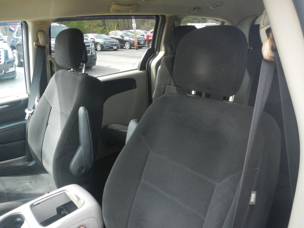 2013 Dodge Grand Caravan Image 11