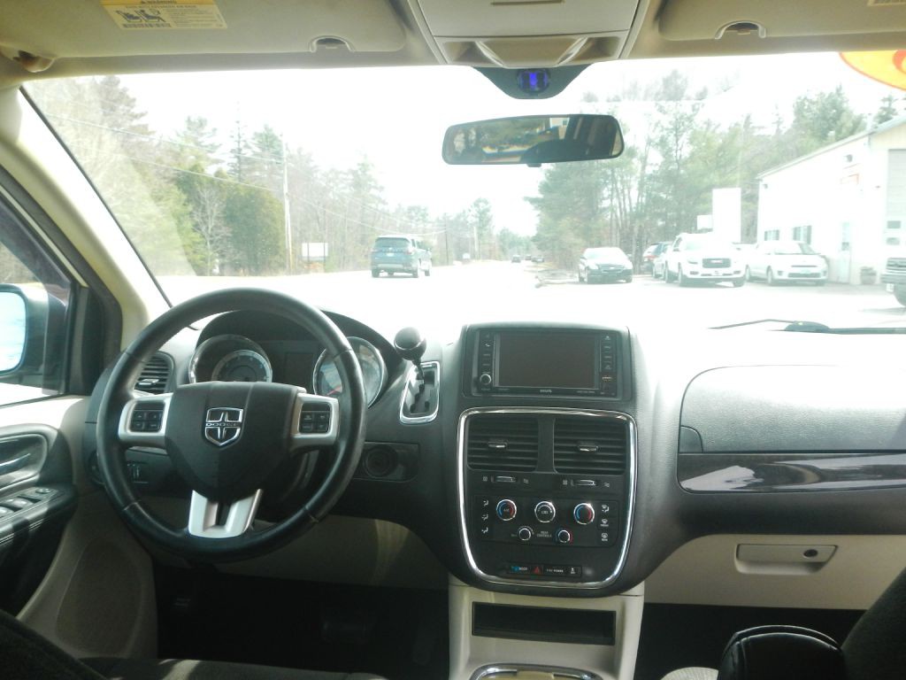 2013 Dodge Grand Caravan Image 24