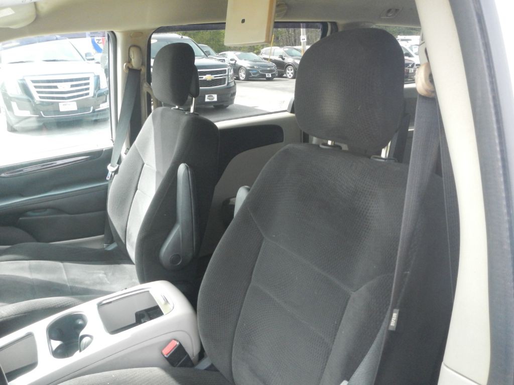 2013 Dodge Grand Caravan Image 39