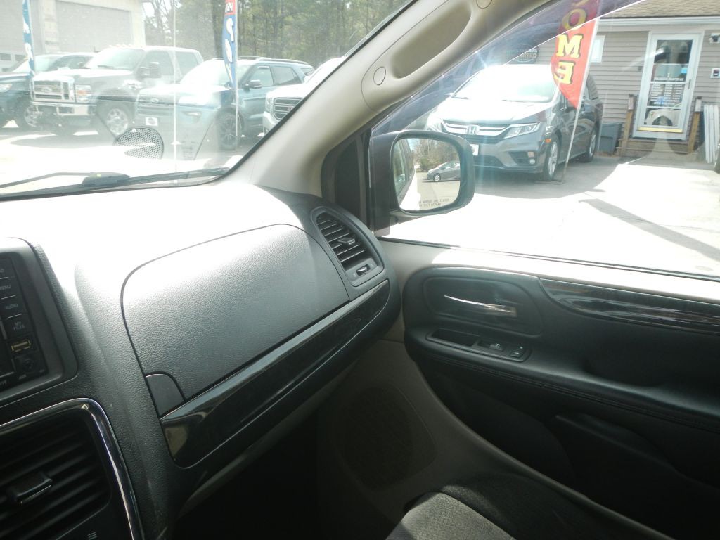 2013 Dodge Grand Caravan Image 42