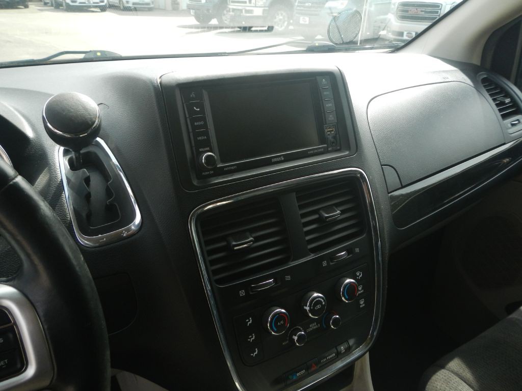 2013 Dodge Grand Caravan Image 43