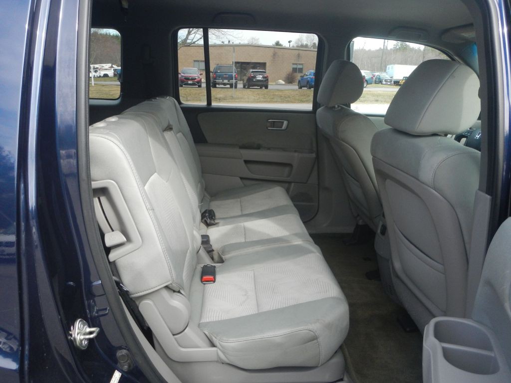 2015 Honda Pilot Image 24