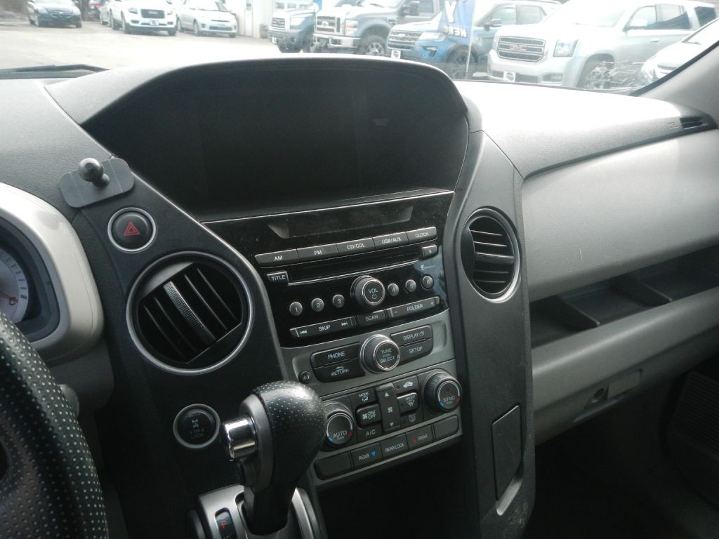 2015 Honda Pilot Image 46