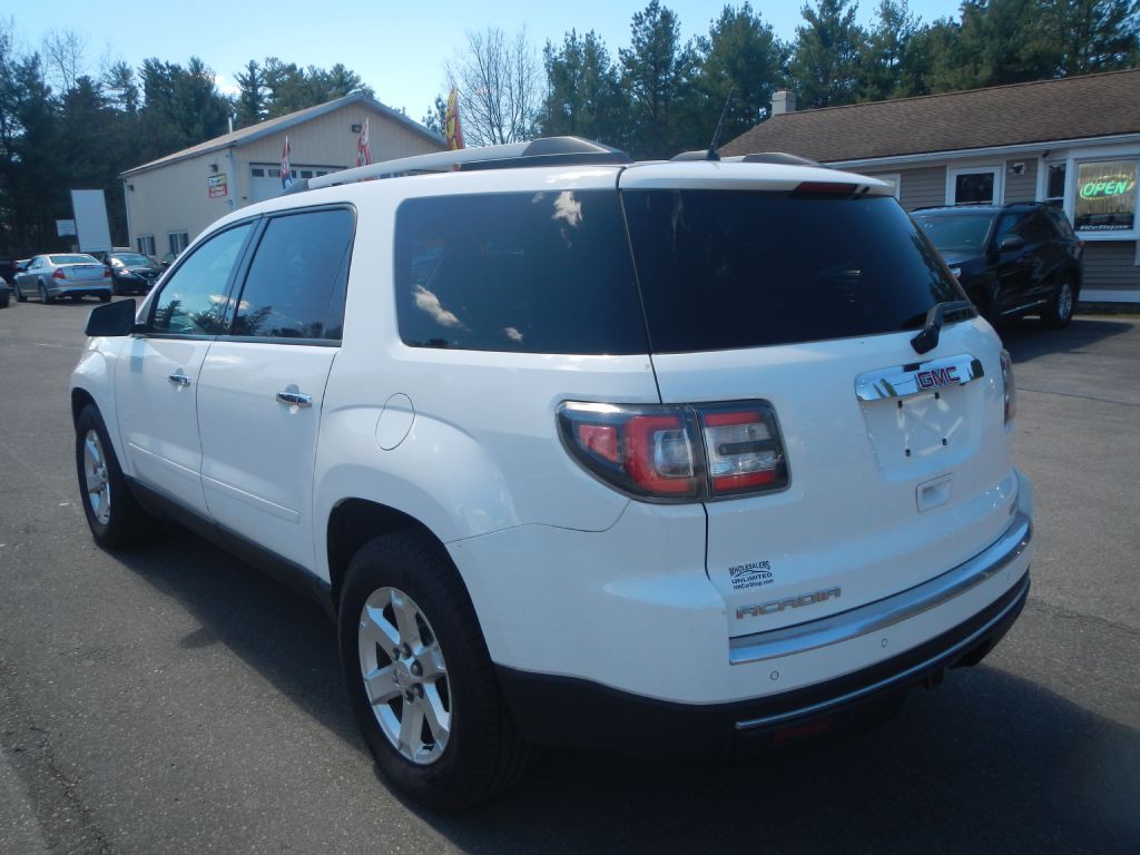 2016 GMC Acadia Image 8