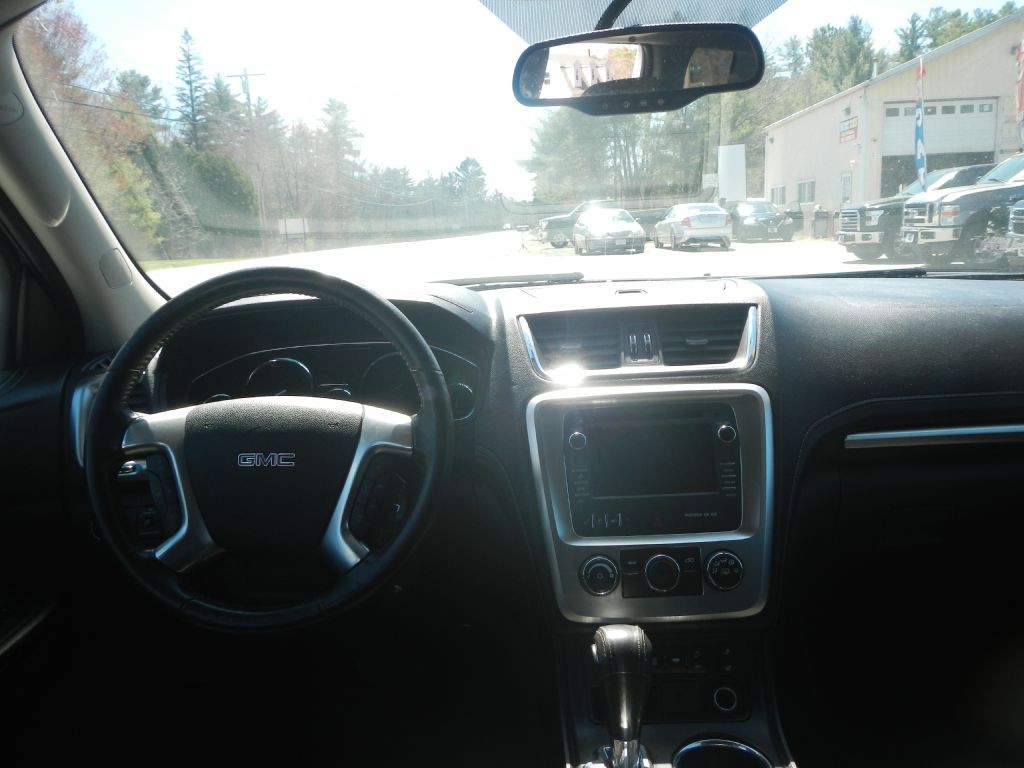 2016 GMC Acadia Image 12