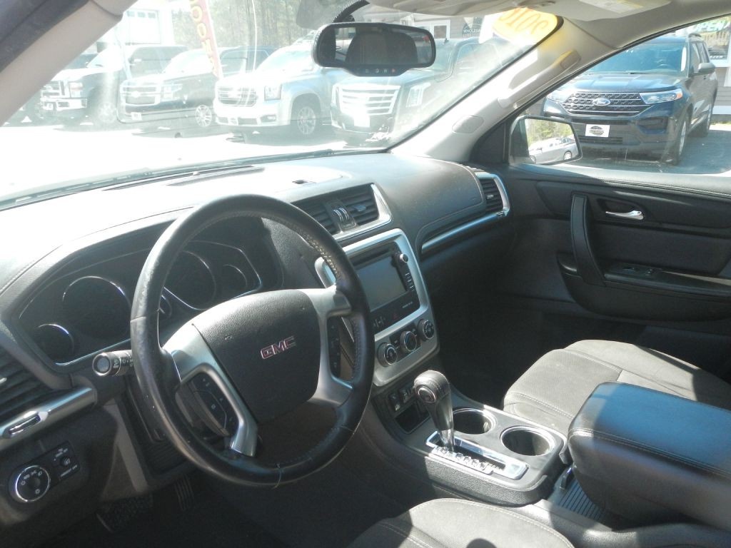 2016 GMC Acadia Image 13