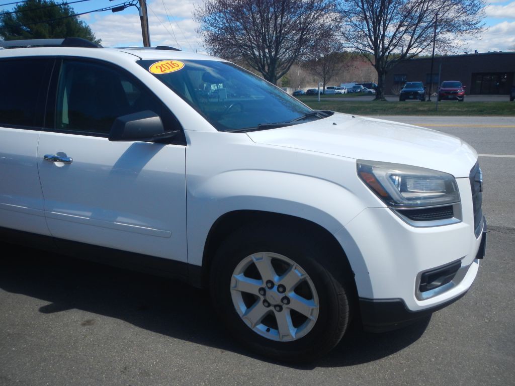 2016 GMC Acadia Image 16