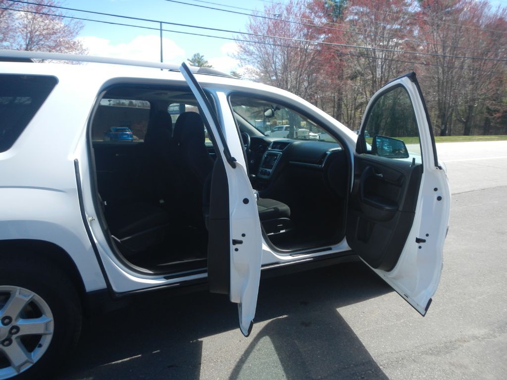 2016 GMC Acadia Image 19