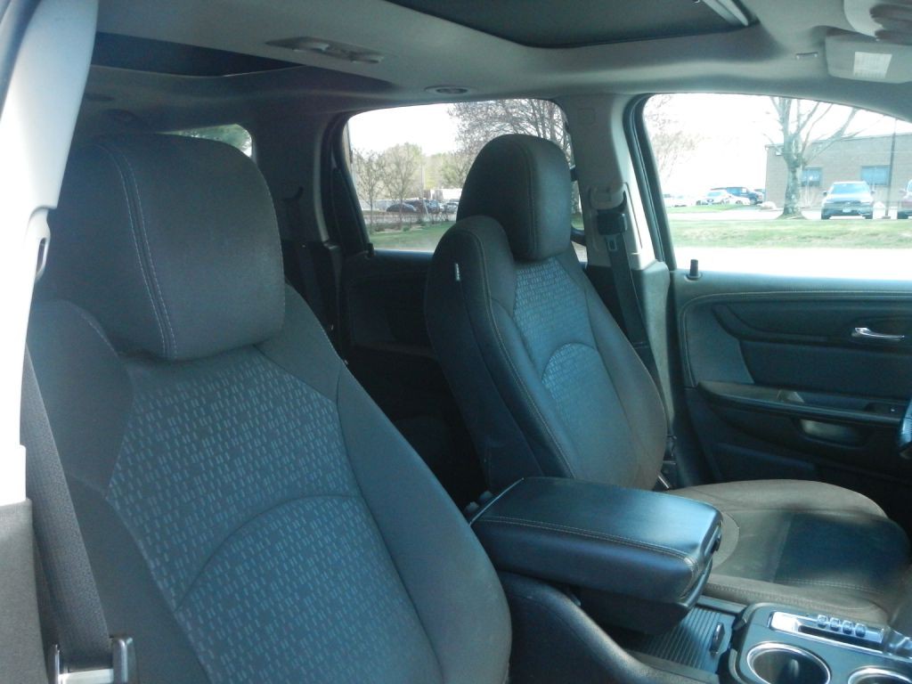 2016 GMC Acadia Image 23