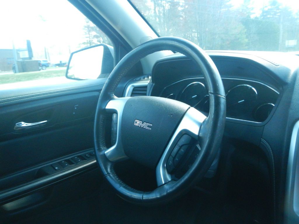 2016 GMC Acadia Image 24