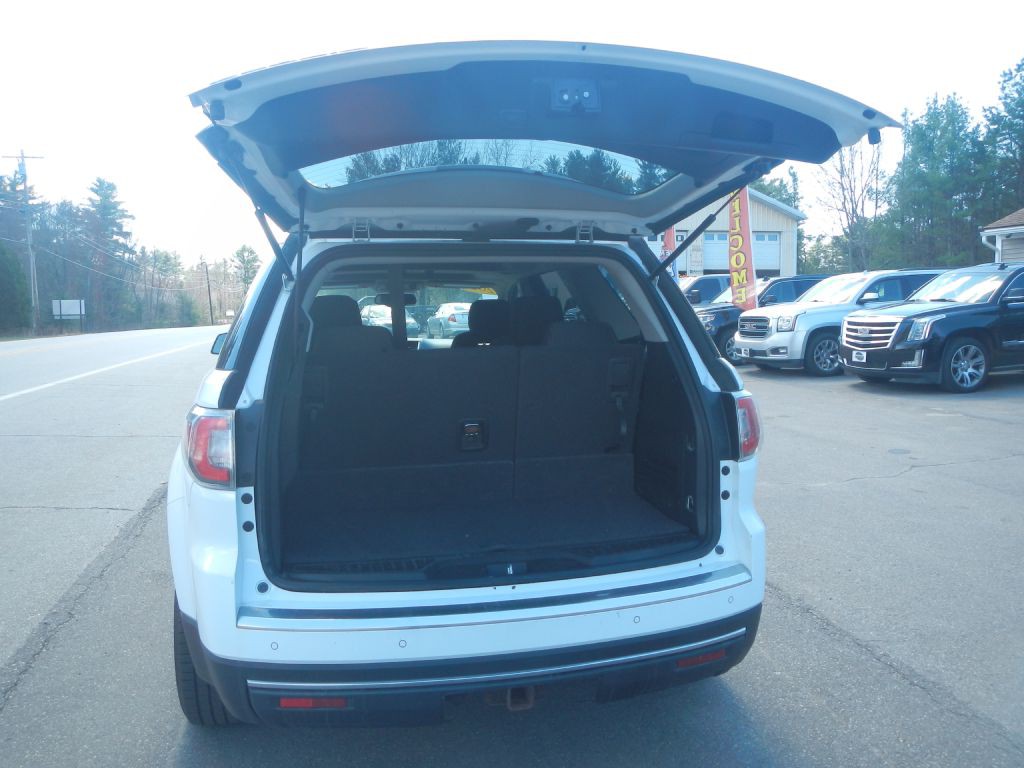 2016 GMC Acadia Image 40