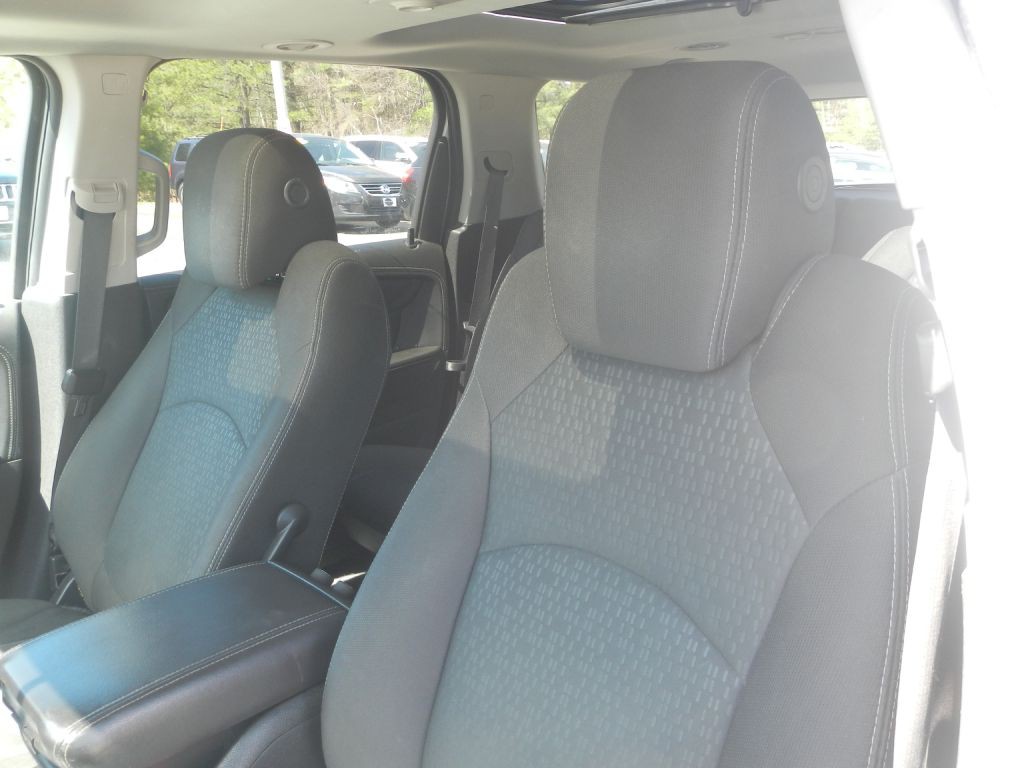 2016 GMC Acadia Image 55